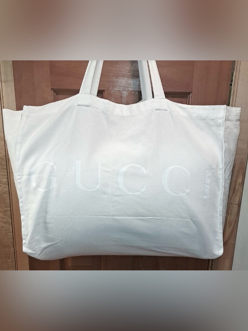 Gucci White Oversized Canvas Tote with Subtle Logo